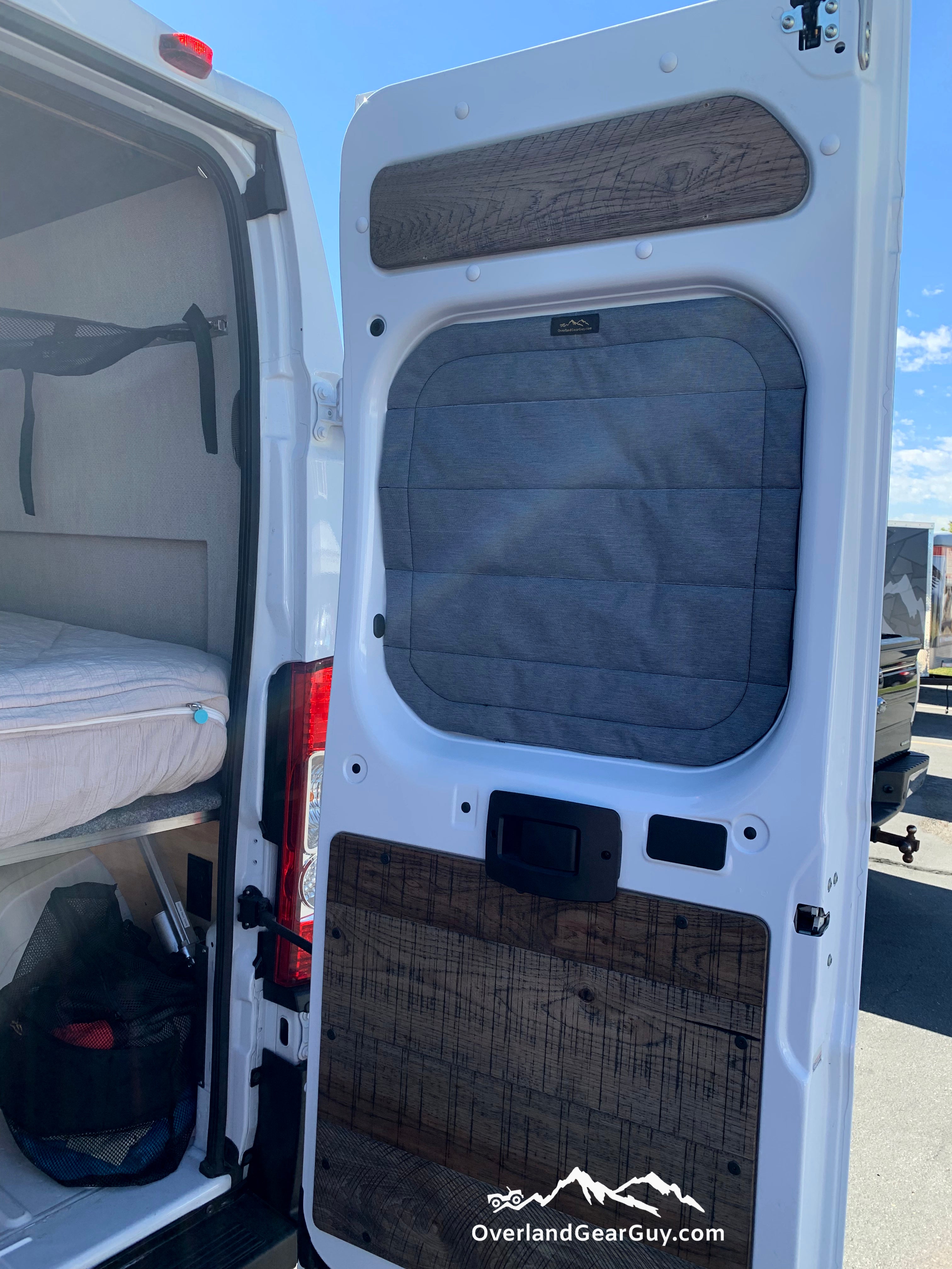 Deluxe Insulated Magnetic Rear Door Window Covers - Promaster ...